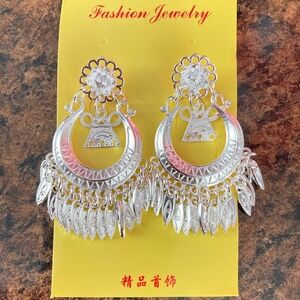 Fashion earrings